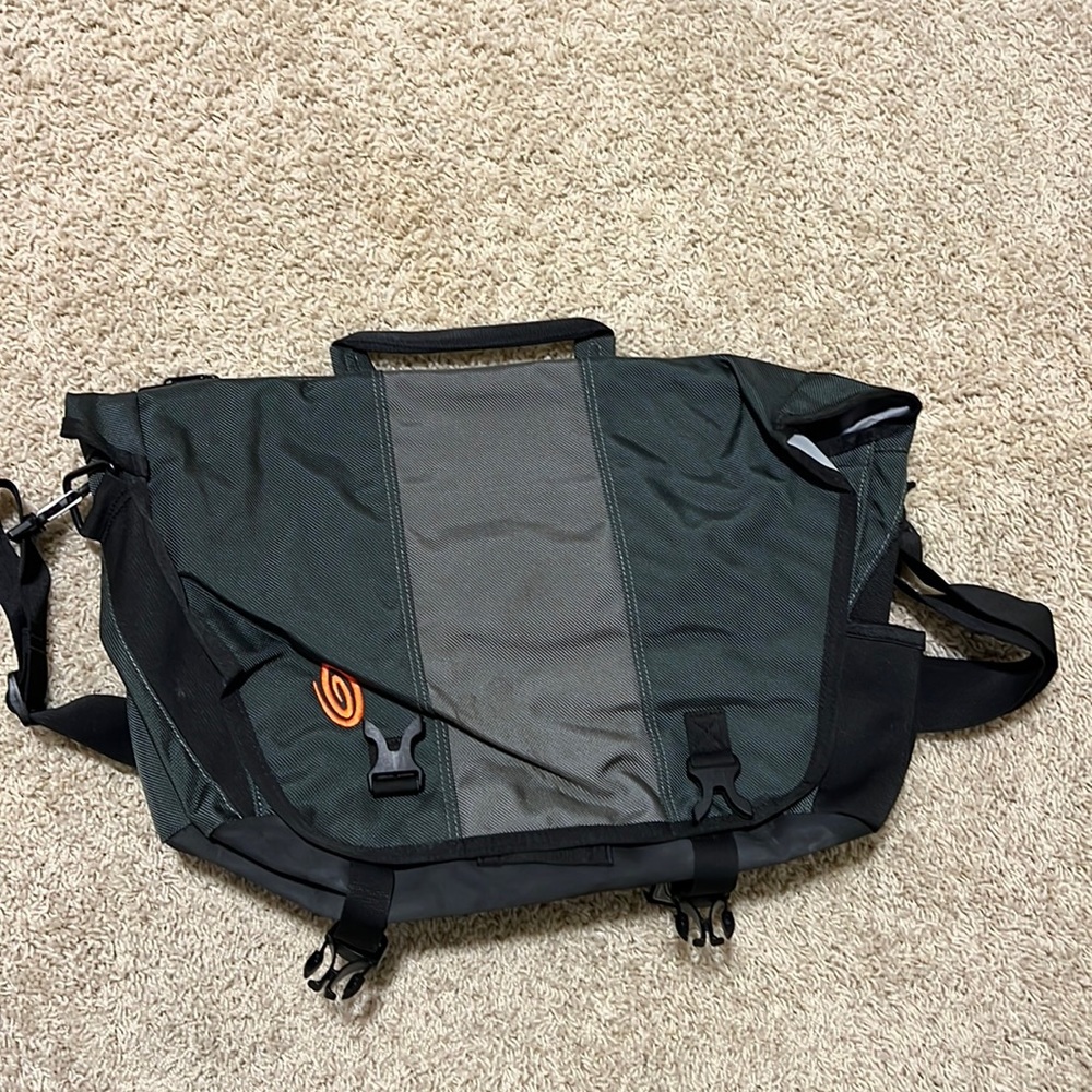 timbuk2 messenger bag